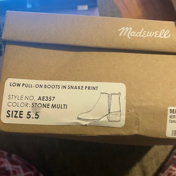 Madewell ankle snake print boots - Picture 5 of 7